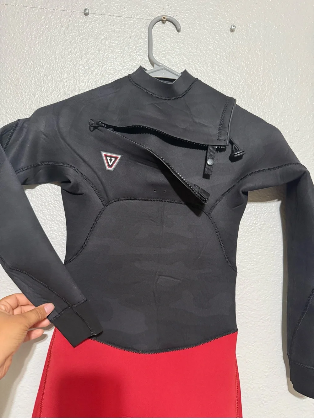 VISSLA Youth 7 Seas 50/50 Full Wetsuit - Black & Red